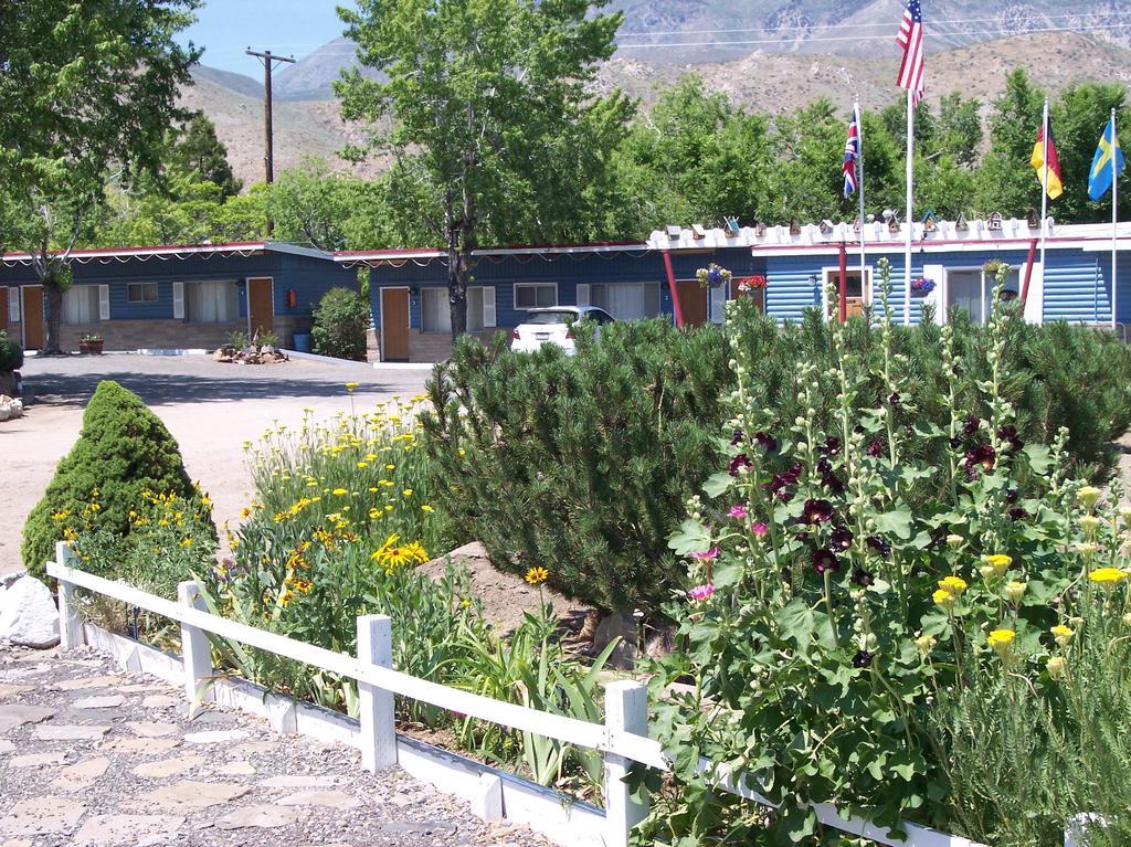 Toiyabe Motel Walker Exterior foto